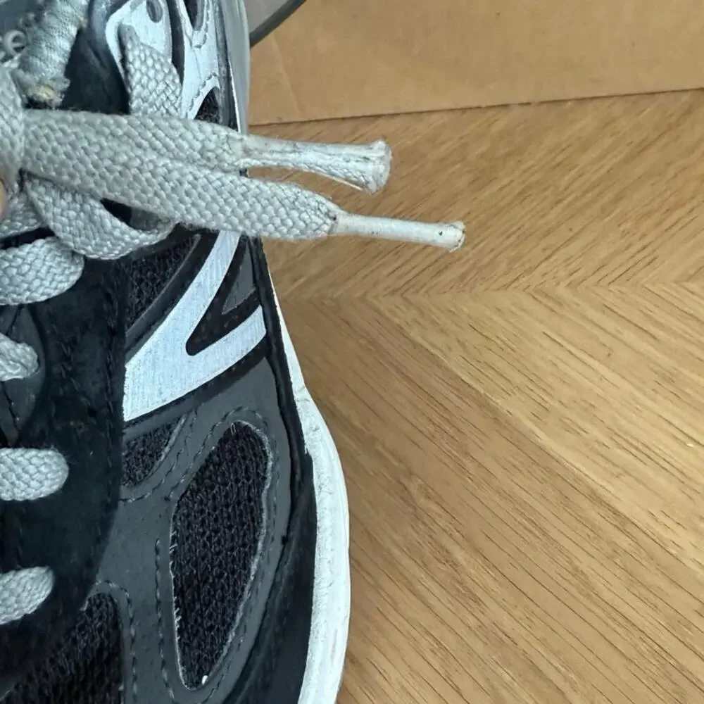 New Balance 990 V6 Grey/Black Kids Sneakers - SZ 2 Y - Picture 9 of 15